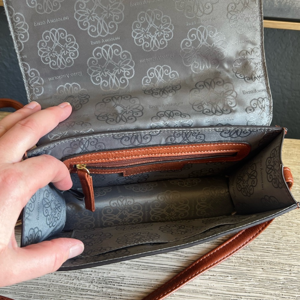 Enzo Angiolini Woven Brown and Tan Crossbody Bag - Picture 10 of 13